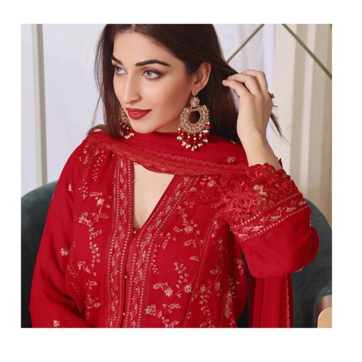 Nomi Ansari Eid Clothe